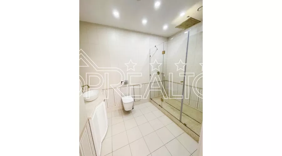 Продаж 3-кімнатної квартири в ЖК Фаворит! | Toprealtor