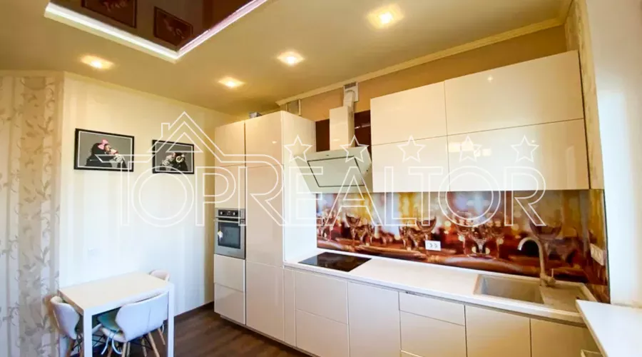 У продажі 2-кімнатна квартира в ЖК Адмірал | Toprealtor