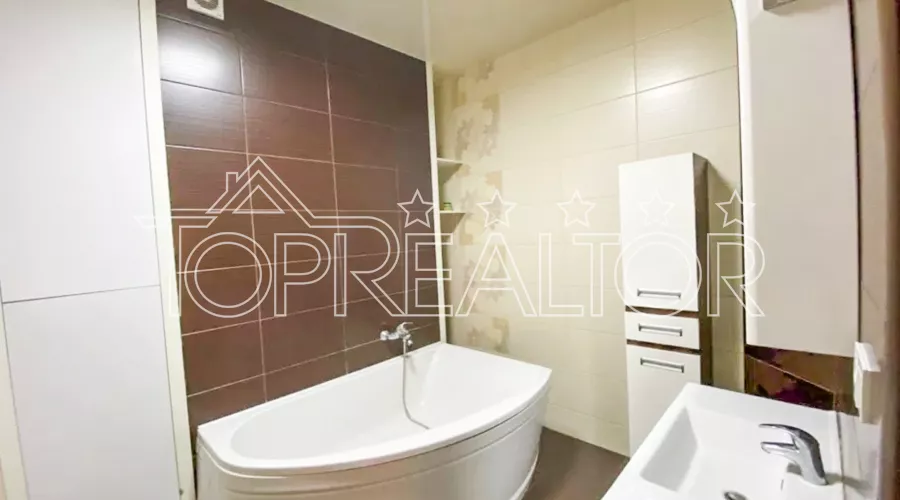 У продажі 2-кімнатна квартира в ЖК Адмірал | Toprealtor