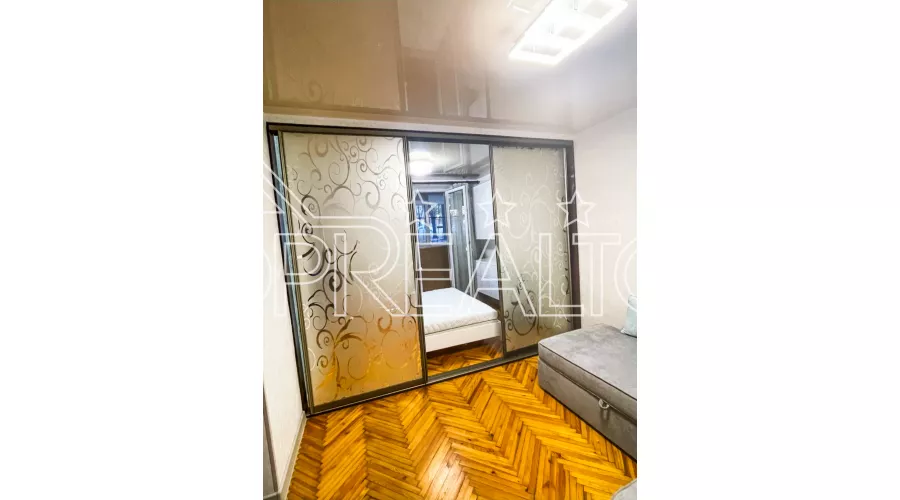 У продажі 2-кімнатна квартира по вул.  Гвардійців-Широнінців | Toprealtor