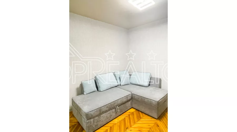 У продажі 2-кімнатна квартира по вул.  Гвардійців-Широнінців | Toprealtor