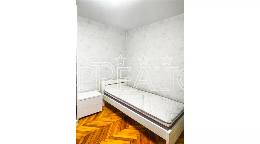 У продажі 2-кімнатна квартира по вул.  Гвардійців-Широнінців | Toprealtor