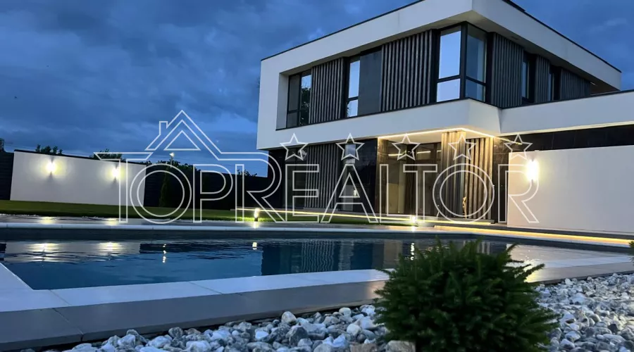 У продажі сучасний будинок в сел. Клеменова дача на Журавлівці | Toprealtor