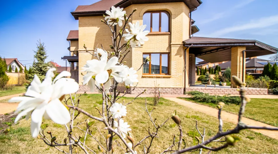 Продам на Великій Данилівці сучасний 2-поверховий котедж з сховищем | Toprealtor