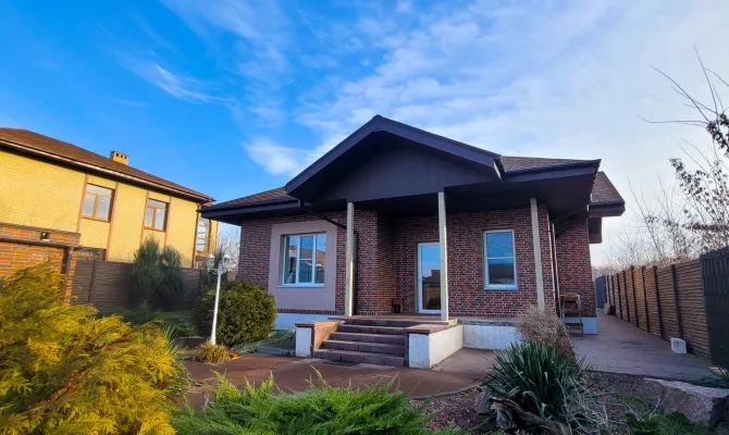 Продаю сучасний 1-поверховий котедж в Циркунах: ваш ідеальний будинок чекає на вас! | Toprealtor