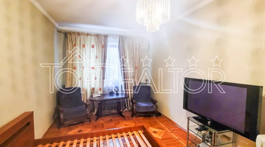 У продажу 3-кімнатна квартира з капітальним гаражем по вул. Чайковського 23 | Toprealtor