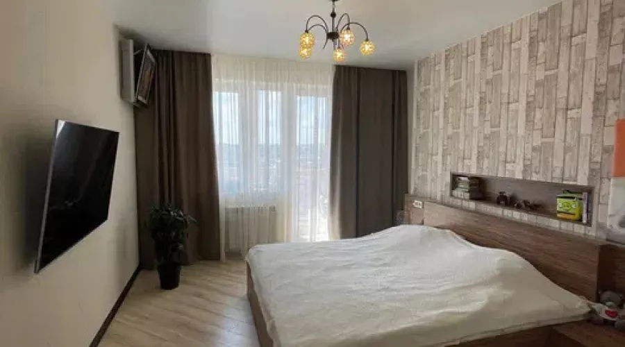 Оренда 3-кімнатної квартири в ЖК Будинок з Ротондами | Toprealtor