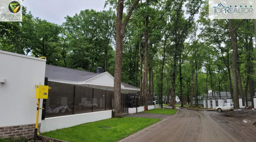 Офіс продажів котеджного селища Форест пропонує ділянку під забудову 30 соток! | Toprealtor