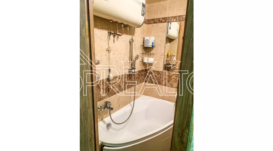 У продажі 2-кімнатна квартира поряд зі станцією метро Студентська! | Toprealtor