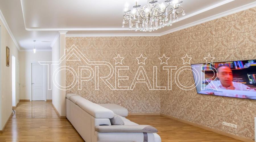 У продажі затишний будинок у котеджному селищі Лісне!  | Toprealtor