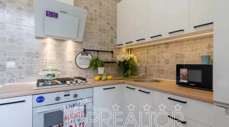 Оренда 3-к квартири в Центрі, біля ТЦ Нікольський | Toprealtor