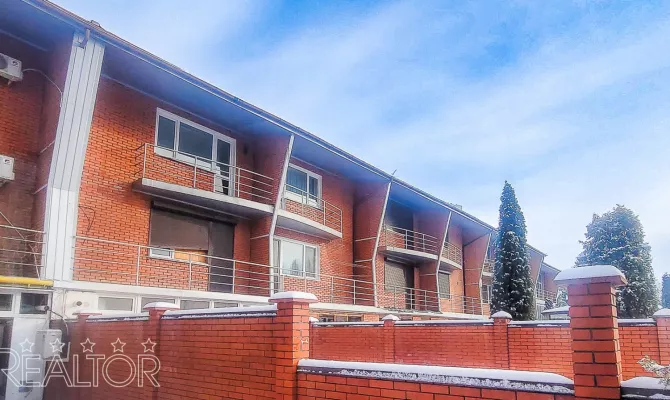 У продажі затишний таунхаус з виходом на Журавлівське водосховище! | Toprealtor