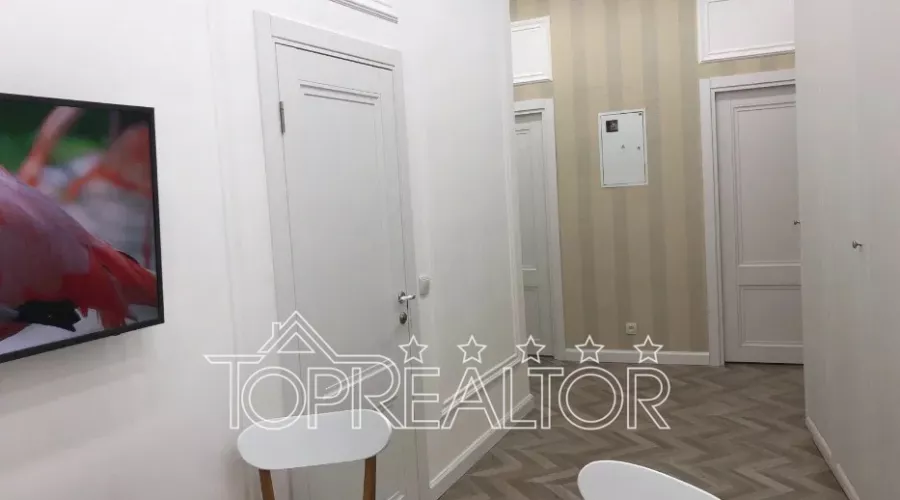 Оренда 3-к квартири в сталінці на Гіршмана, 17 | Toprealtor