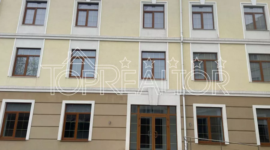 У продажі сучасна 3-поверхова офісна будівля по вул. Гражданська! | Toprealtor