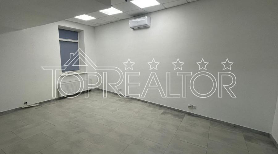 У продажі сучасна 3-поверхова офісна будівля по вул. Гражданська!  | Toprealtor