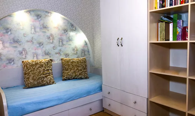 3к квартира по вул. Єсеніна, 15 | Toprealtor