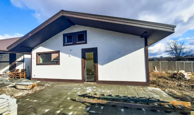 У продажі два будинки на одній ділянці! Велика Данилівка! | Toprealtor