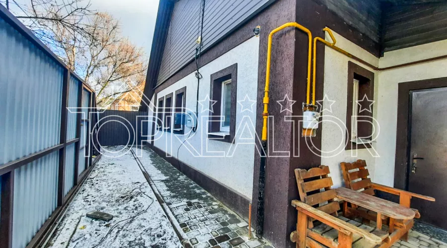 У продажі два будинки на одній ділянці! Велика Данилівка! | Toprealtor