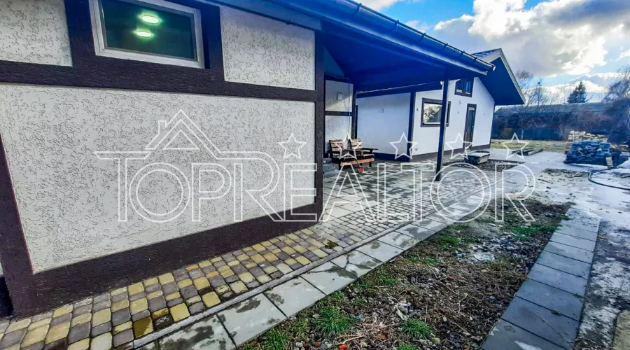 У продажі два будинки на одній ділянці! Велика Данилівка! | Toprealtor