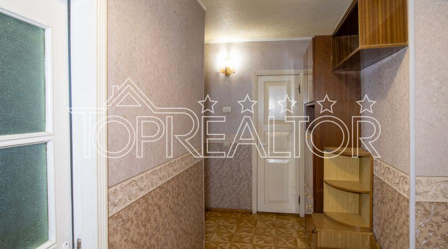 У продажі 2-кімнатна квартира по вул. Олексіївській 14-Б | Toprealtor
