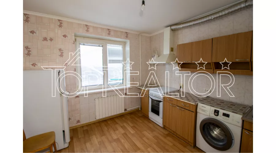 У продажі 2-кімнатна квартира по вул. Олексіївській 14-Б | Toprealtor