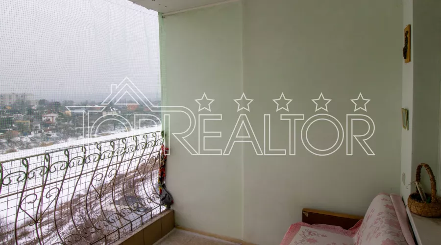 У продажі 2-кімнатна квартира по вул. Олексіївській 14-Б | Toprealtor