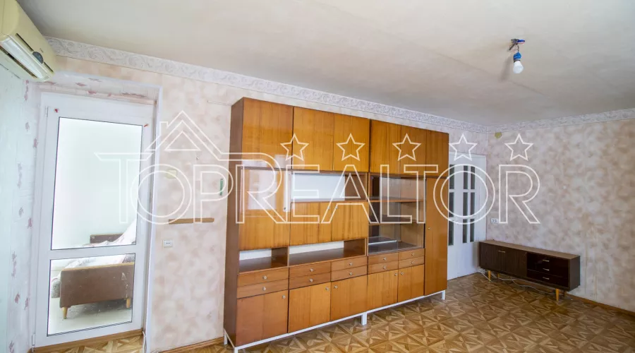 У продажі 2-кімнатна квартира по вул. Олексіївській 14-Б | Toprealtor