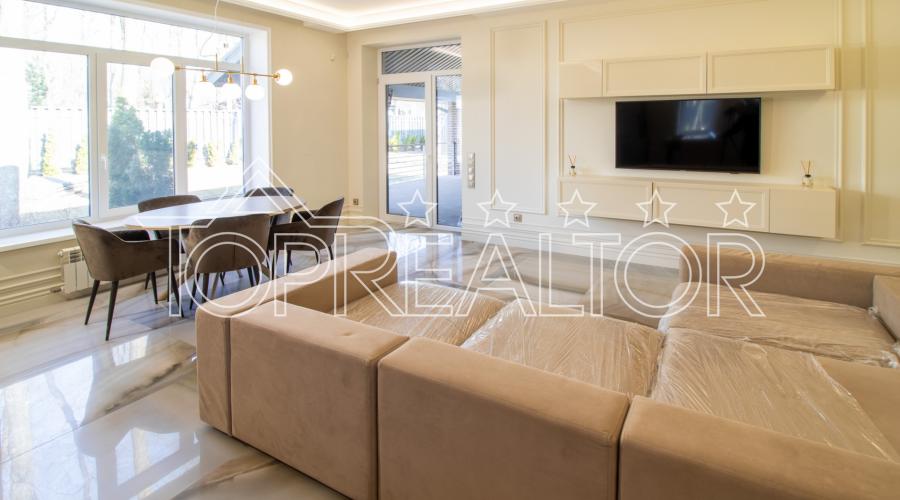 У продажі 1-поверховий сучасний будинок с басейном в селищі Лісне! Без комісії!  | Toprealtor