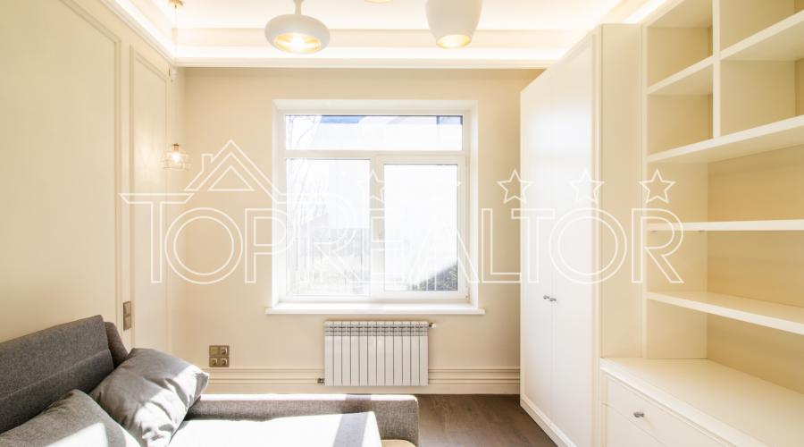 У продажі 1-поверховий сучасний будинок с басейном в селищі Лісне! Без комісії!  | Toprealtor