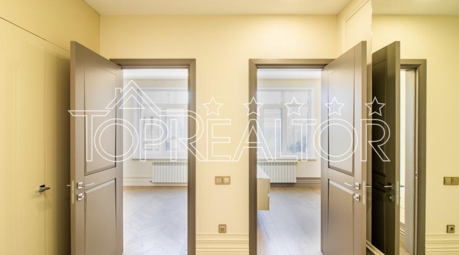 У продажі 1-поверховий сучасний будинок с басейном в селищі Лісне! Без комісії!  | Toprealtor