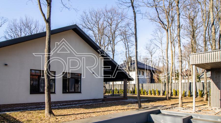 У продажі 1-поверховий сучасний будинок с басейном в селищі Лісне! | Toprealtor