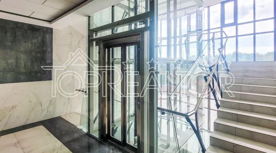 У продажі 4-кімнатна квартира в ЖК Фаворит! | Toprealtor