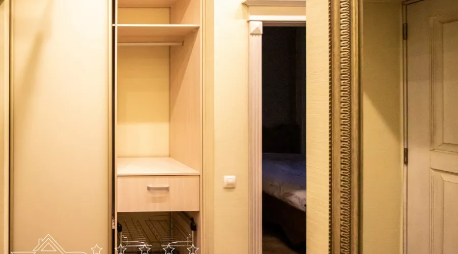 У продажі 2-кімнатна квартира! Площа Конституції! | Toprealtor