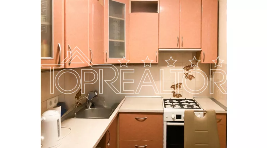 У продажі 2-кімнатна квартира по вул. Метробудівників 41! | Toprealtor