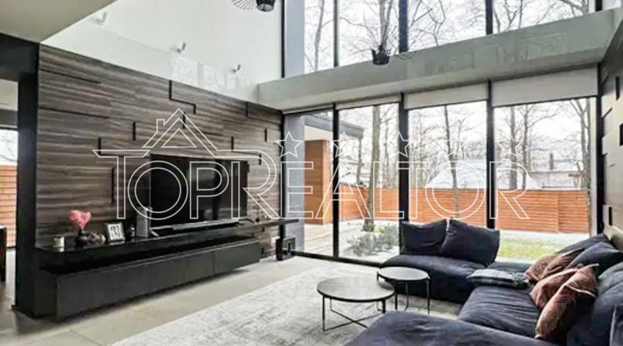 У продажі будинок в котеджному селищі Лісне!  | Toprealtor