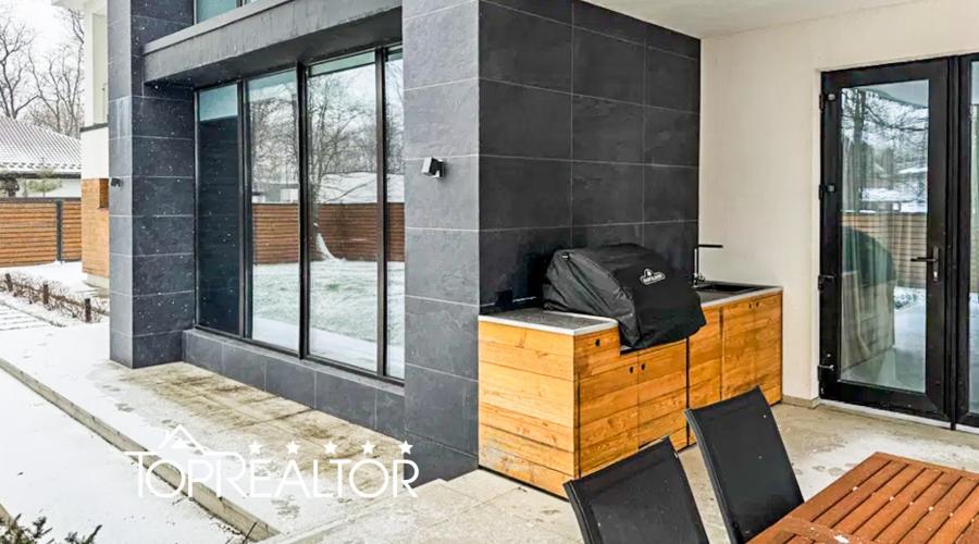 У продажі будинок в котеджному селищі Лісне!  | Toprealtor