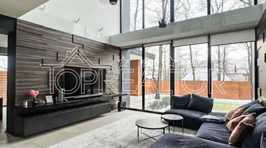 У продажі будинок в котеджному селищі Лісне! | Toprealtor