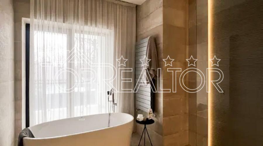 У продажі будинок в котеджному селищі Лісне!  | Toprealtor