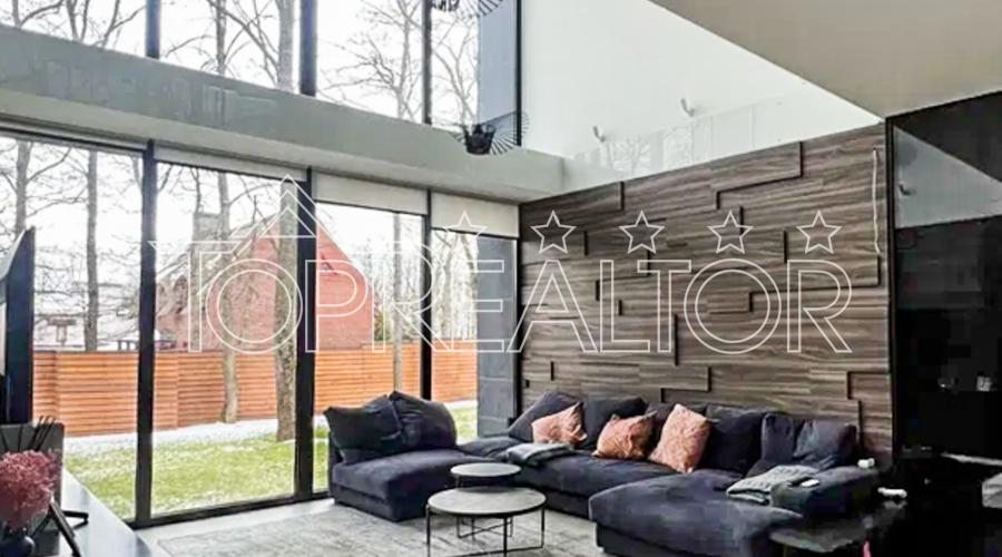 У продажі будинок в котеджному селищі Лісне!  | Toprealtor