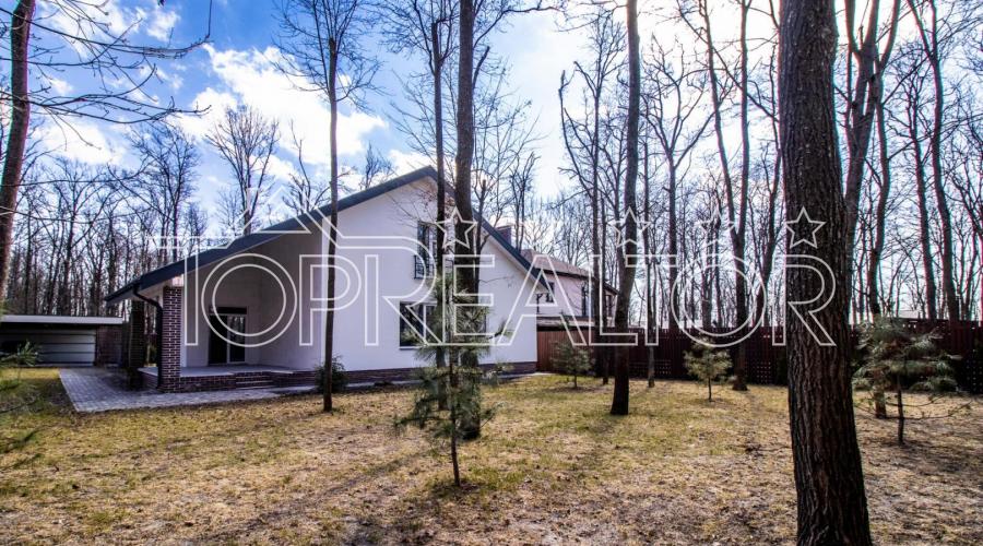  У продажі 2-поверховий будинок в селищі Лісне!  БЕЗ КОМІСІЇ!  | Toprealtor