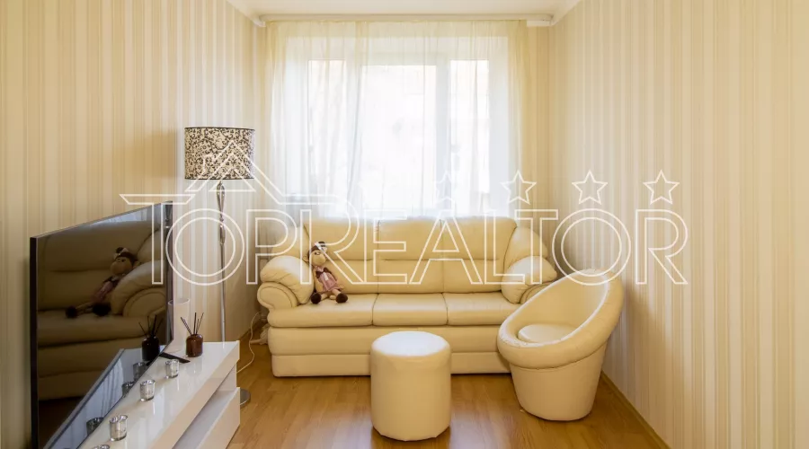 У продажі 3-кімнатна квартира в Центрі!  вул.Мистецтв 7/9 | Toprealtor