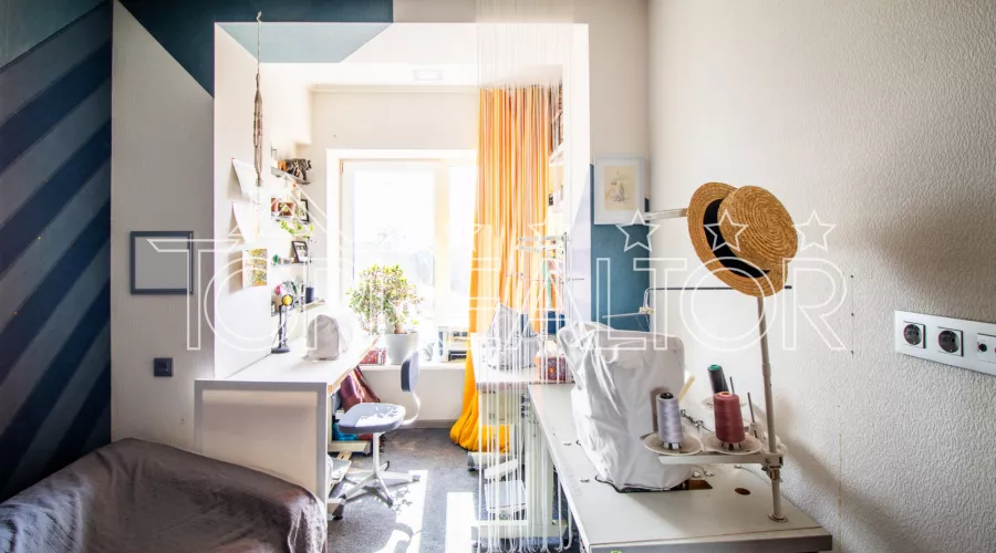 У продажі 3-кімнатна квартира на Мистецтв 12 м.Пушкінська! | Toprealtor