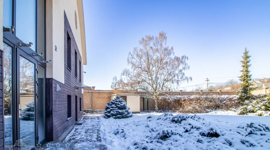 У продажі 2-поверховий дім в Коротичі! Можливо в довгострокову оренду. | Toprealtor