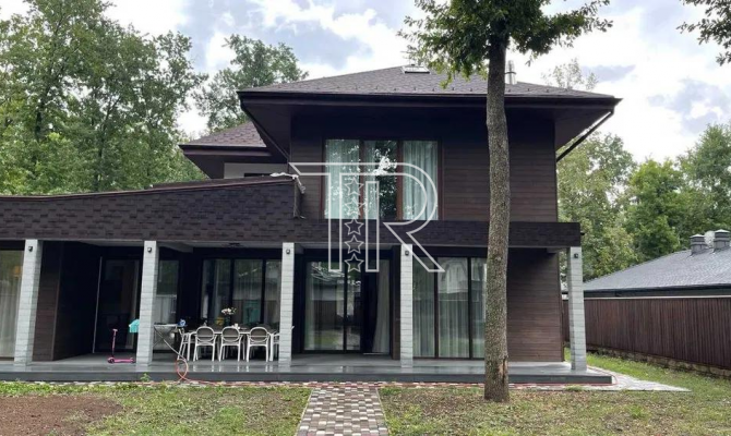 У продажі будинок у котеджному селищі Лісне!  | Toprealtor