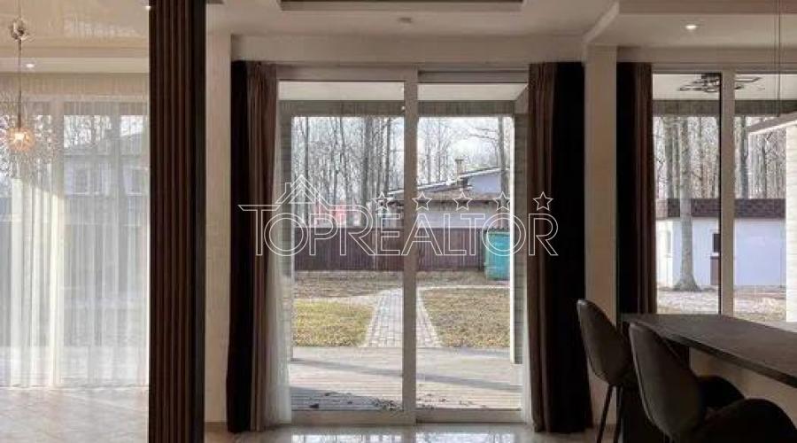 У продажі будинок у котеджному селищі Лісне!  | Toprealtor