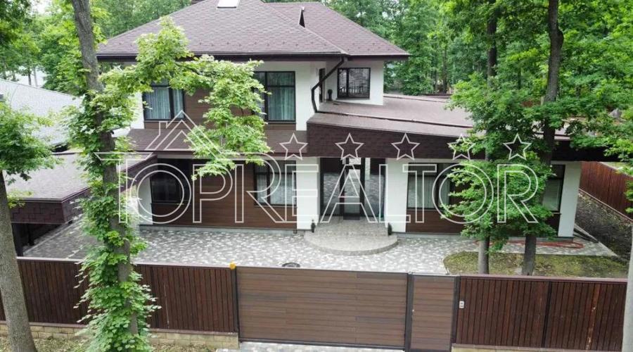 У продажі будинок у котеджному селищі Лісне!  | Toprealtor