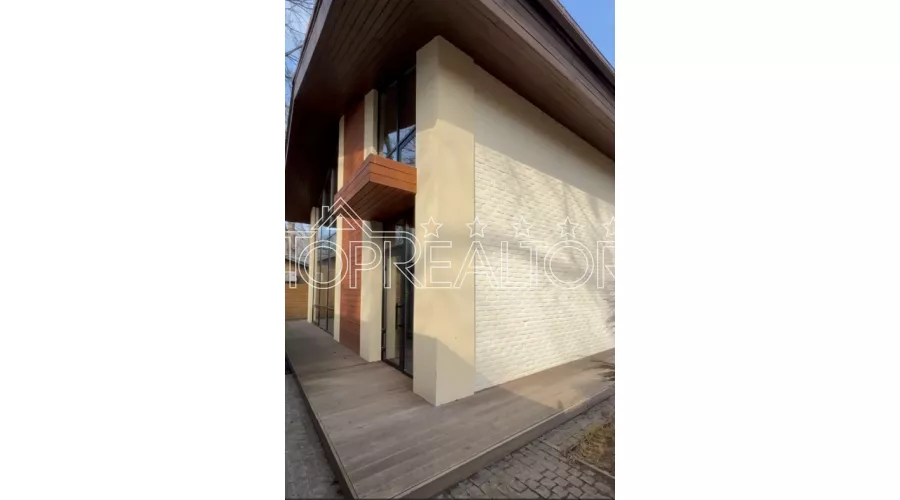 У продажі дім на Батумській в р-ні Парк Хауса | Toprealtor