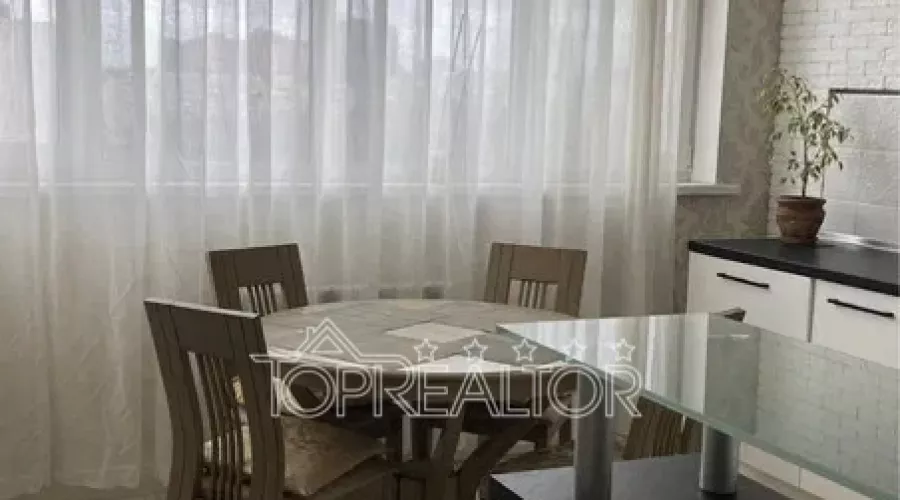 Оренда 2-кімнатної квартири в ЖК  Рожевий Дім | Toprealtor