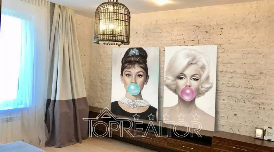 Оренда світлої та комфортної 2-к квартири в центрі міста. Метро Університет | Toprealtor