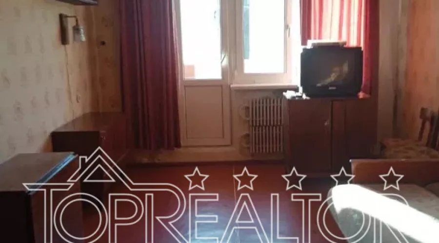 Продаж 1-кімнатної квартири на вул. Ахсарова, 11-а | Toprealtor